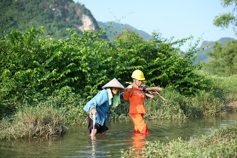 Nét đẹp giữa đời thường qua Cuộc thi ảnh “Nét đẹp văn hóa EVN”