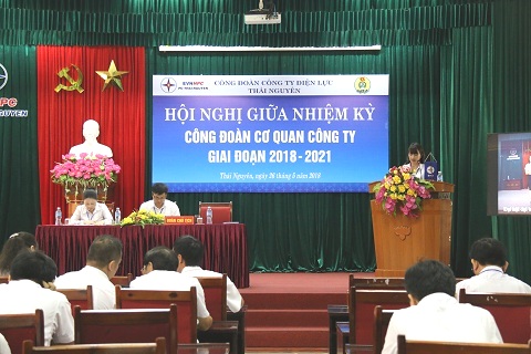 Hội nghị giữa nhiệm kỳ Công đoàn Cơ quan Công ty Điện lực Thái Nguyên giai đoạn 2018-2021