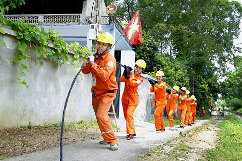 Tự hào màu áo công nhân Ngành điện