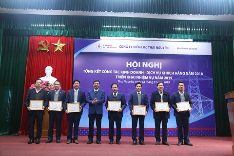 PC Thái Nguyên: Tổng kết công tác kinh doanh và dịch vụ khách hàng năm 2018