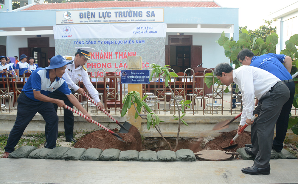 EVN khánh thành Văn phòng Điện lực Trường Sa