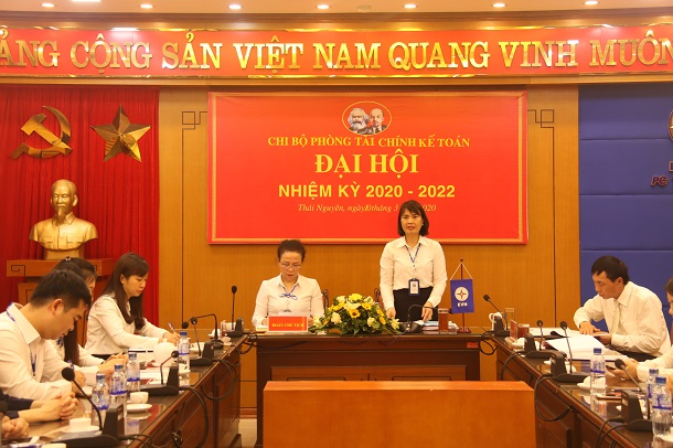 Đại hội Chi bộ phòng Tài chính kế toán nhiệm kỳ 2020 - 2022