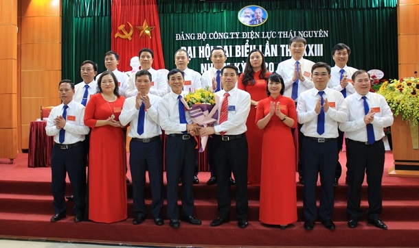 Đảng bộ Công ty Điện lực Thái Nguyên quyết tâm hoàn thành và hoàn thành vượt mức các mục tiêu, nhiệm vụ Nghị quyết Đại hội lần thứ XXIII nhiệm kỳ 2020-2025 đề ra