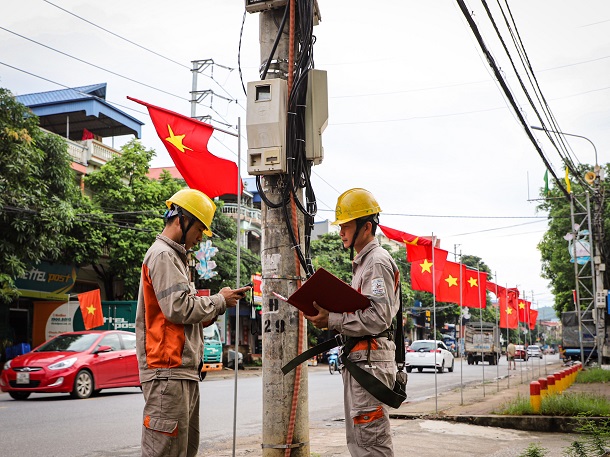 Điện lực Đại Từ: Nỗ lực triển khai công tác chuẩn hóa thông tin khách hàng - Cuộc cách mạng trong quản lý, vận hành và kinh doanh điện