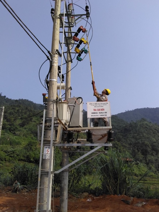 Cao Biền, xóm bản cuối cùng của huyện Võ Nhai, tỉnh Thái Nguyên có điện lưới Quốc gia