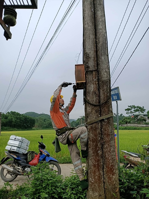 Điện lực Phú Lương phấn đấu hoàn thành công tác chuẩn hóa thông tin