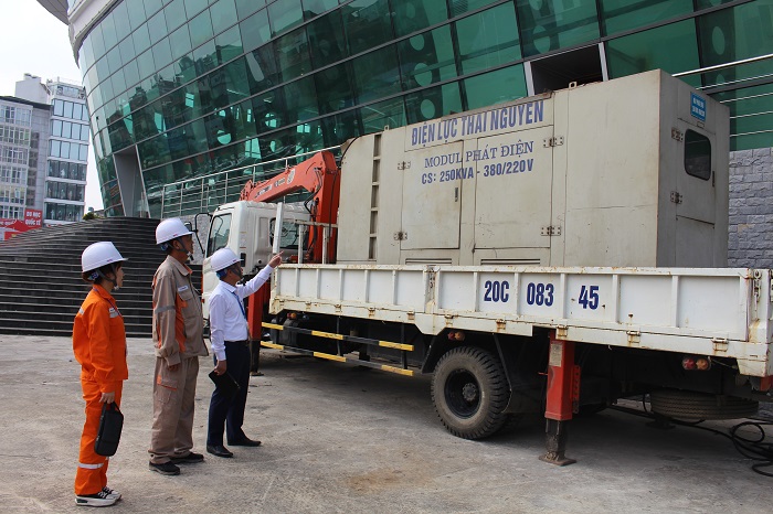 PC Thái Nguyên chủ động đảm bảo nguồn điện phục vụ lễ kỷ niệm 60 năm ngày thành lập Thành phố Thái Nguyên