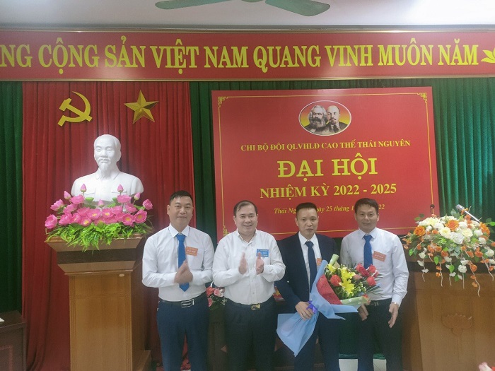 Chi bộ Đội Quản lý vận hành lưới điện cao thế Thái Nguyên tổ chức Đại hội nhiệm kỳ 2022-2025