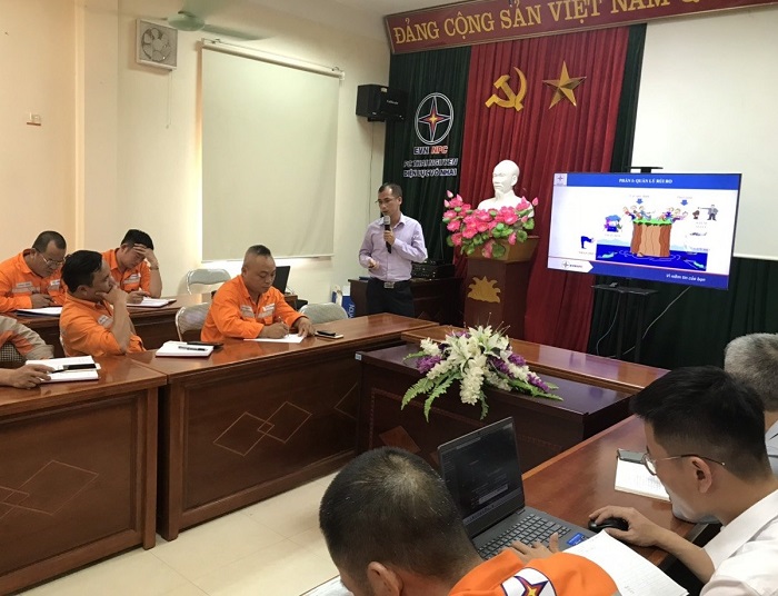 Huấn luyện định kỳ công tác An toàn - Vệ sinh lao động năm 2022 tại Điện lực Võ Nhai