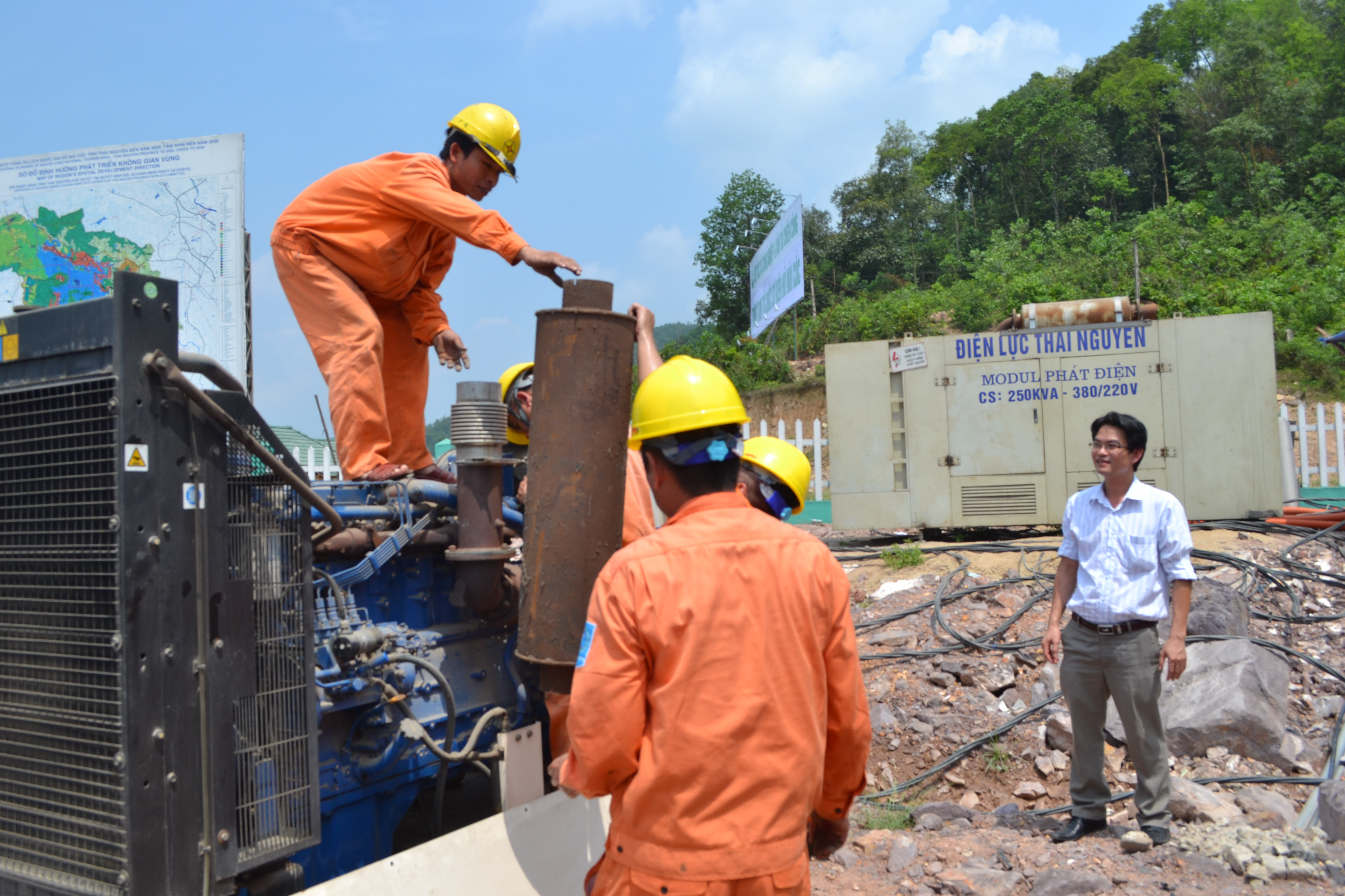 PC THÁI NGUYÊN XÂY DỰNG PHƯƠNG ÁN CẤP ĐIỆN  LINH HOẠT, TIẾT KIỆM PHỤC VỤ CÁC NGÀY LỄ