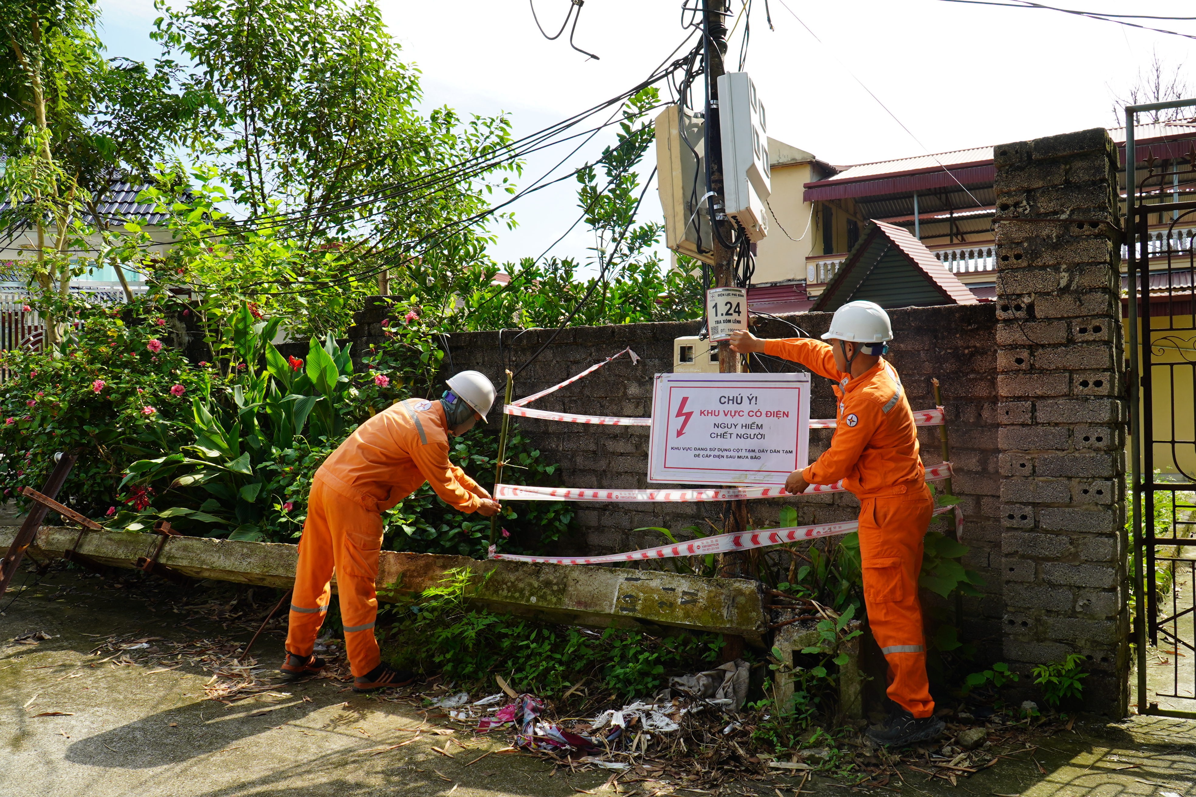 Công ty Điện lực Thái Nguyên: Nỗ lực khắc phục sự cố, đảm bảo cấp điện an toàn cho Nhân dân 