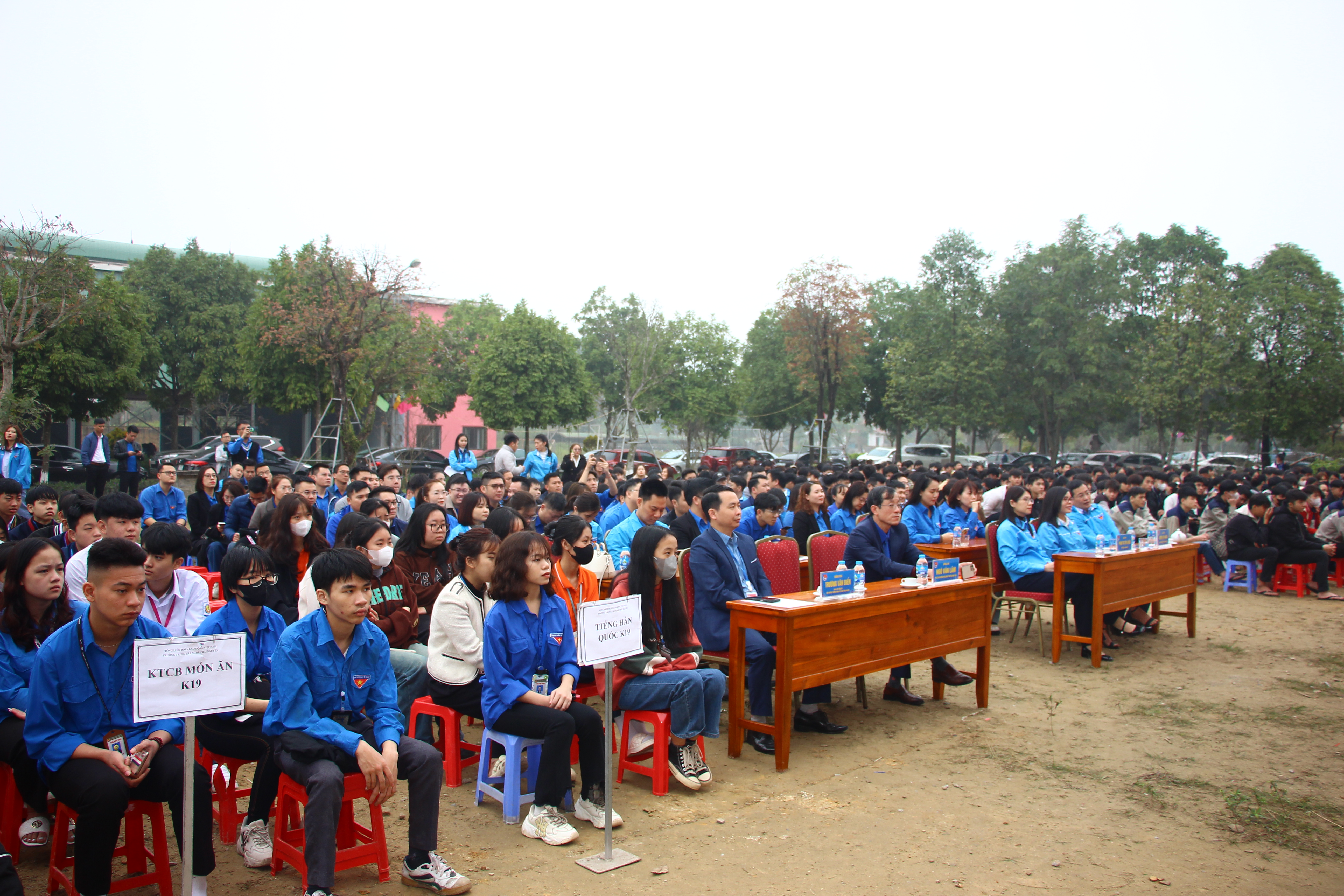 Đoàn thanh niên Công ty Điện lực Thái Nguyên hưởng ứng Tết trồng cây đời đời nhớ ơn Bác Hồ